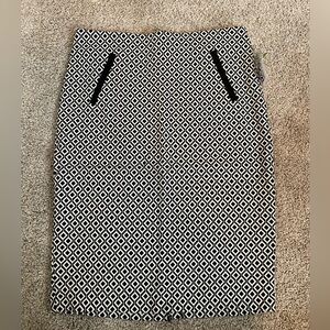 Brand new skirt - large